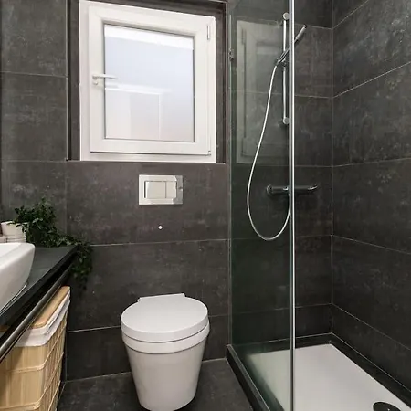 דירה Botanical Design W Terrace For 2 In Uptown Area ליסבון
